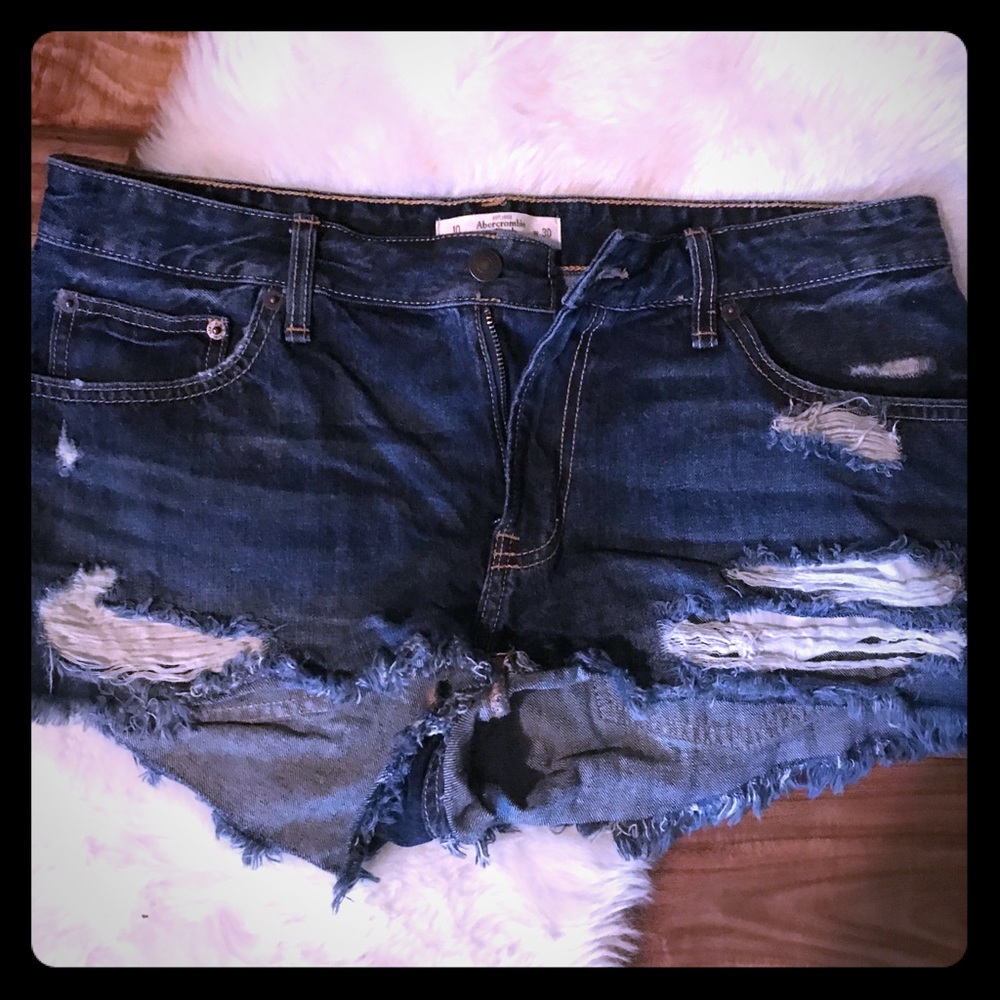 Abercrombie & Fitch size 10/30 distressed shorts